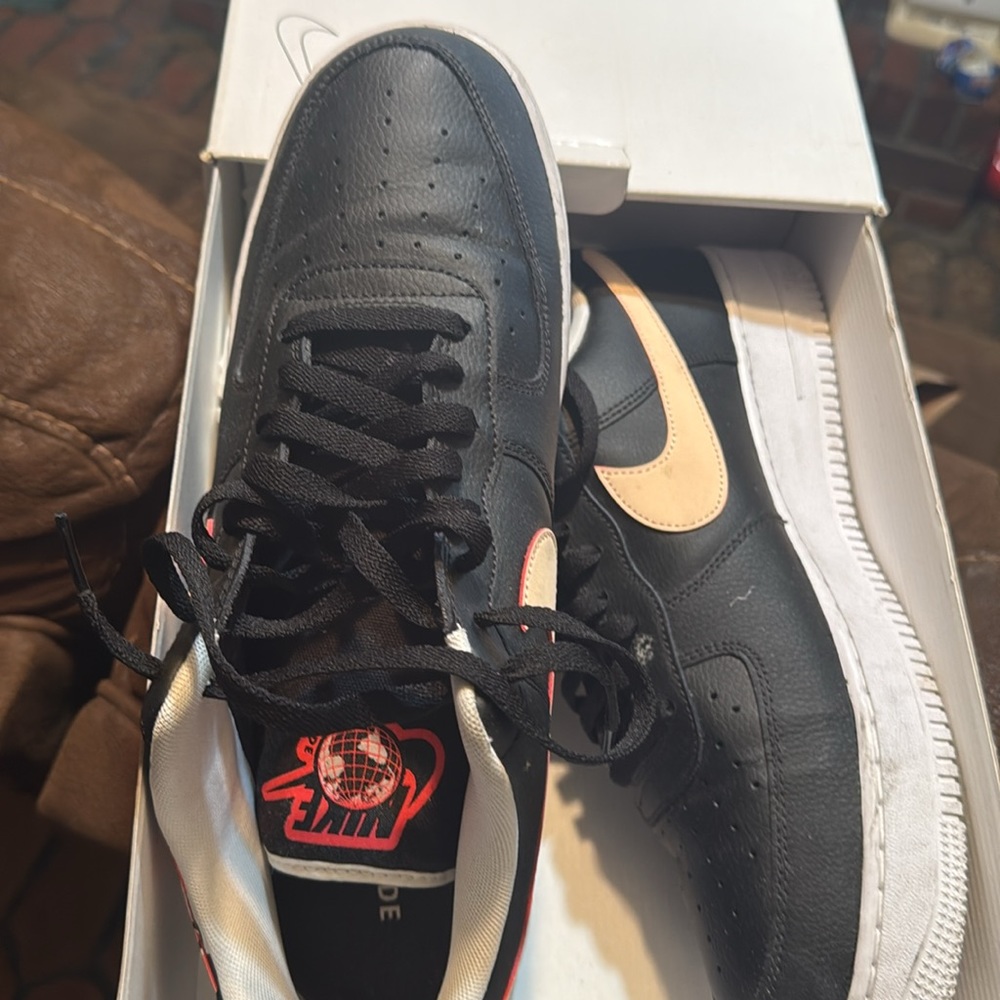 Airforce 1 - Picture 3 of 4